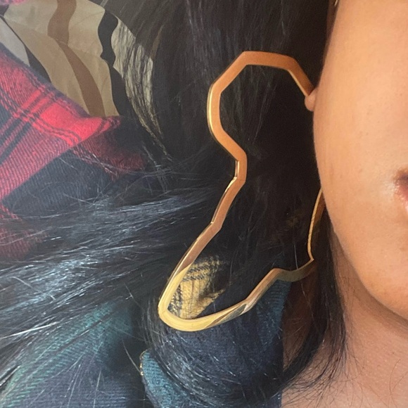 18k Gold Plated Africa Earrings - Picture 3 of 6